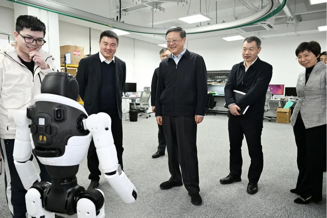 上海市委书记陈吉宁专题调研南宫大舞台机器人